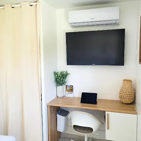 Simple Climatisee - Proche Tram & Centre Pensjonat